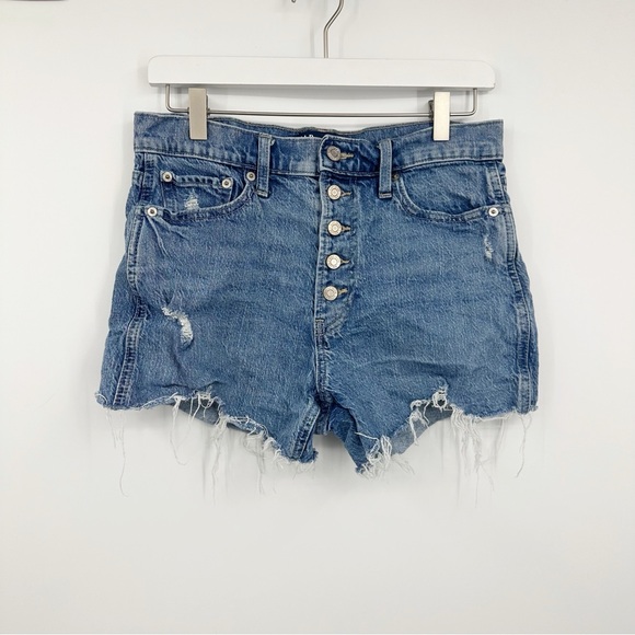 GAP Pants - Gap High Rise Cheeky Shorts Size 6 Boho Distressed Raw Hem Button Fly